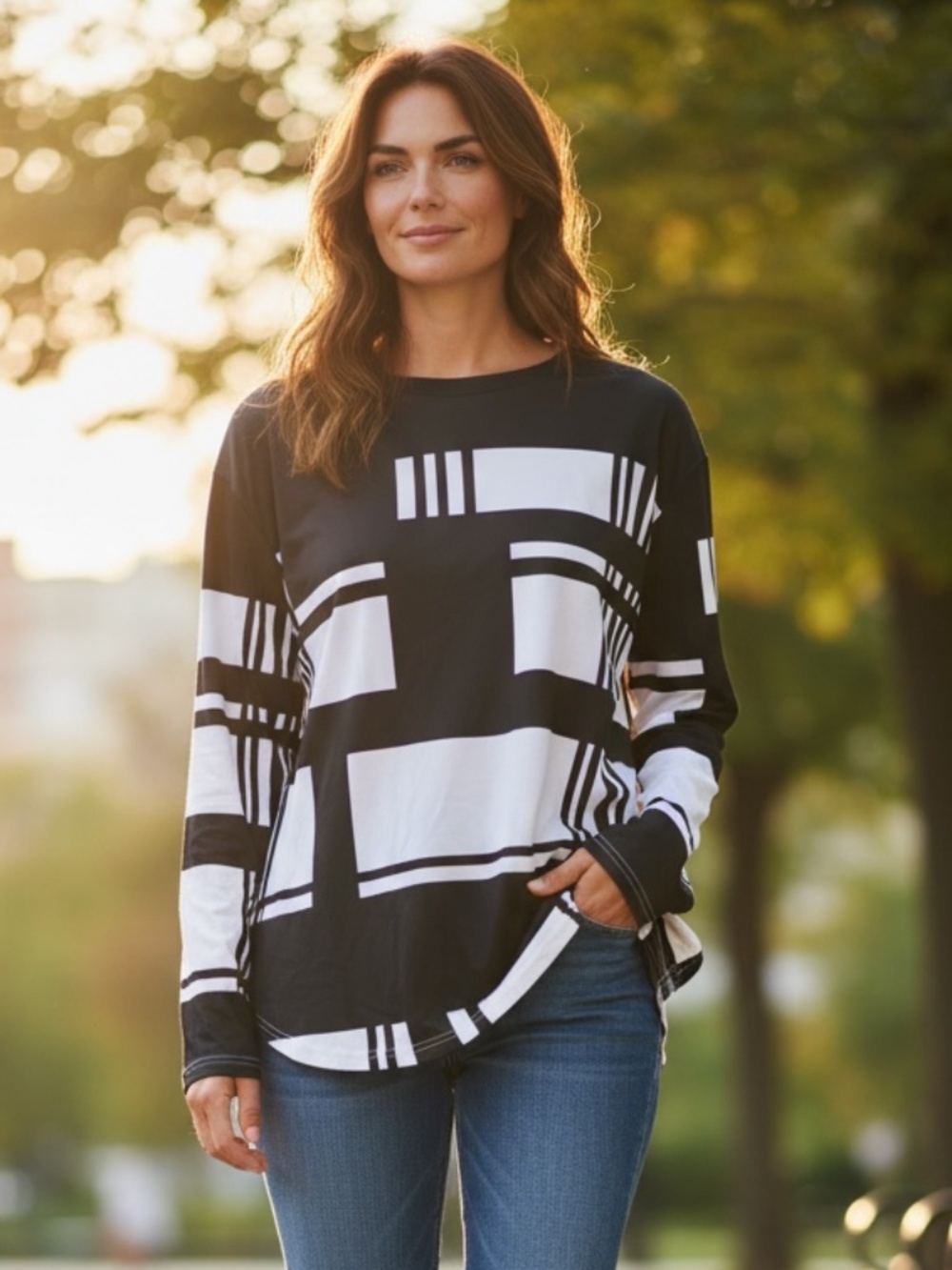Black White Abstract Geometric Tunic Top • Long Sleeve • Plus Size 3X • NWT